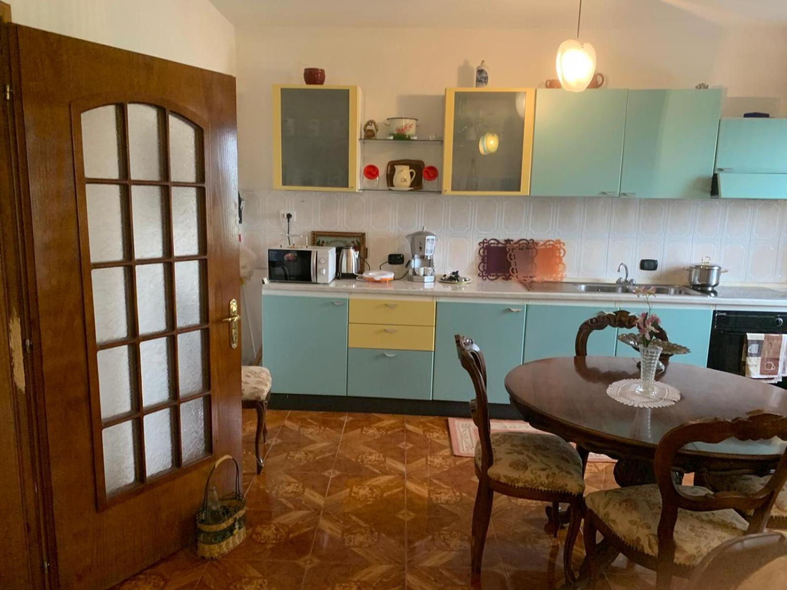 Guesthouse Villa Rosa Berati Quarto foto