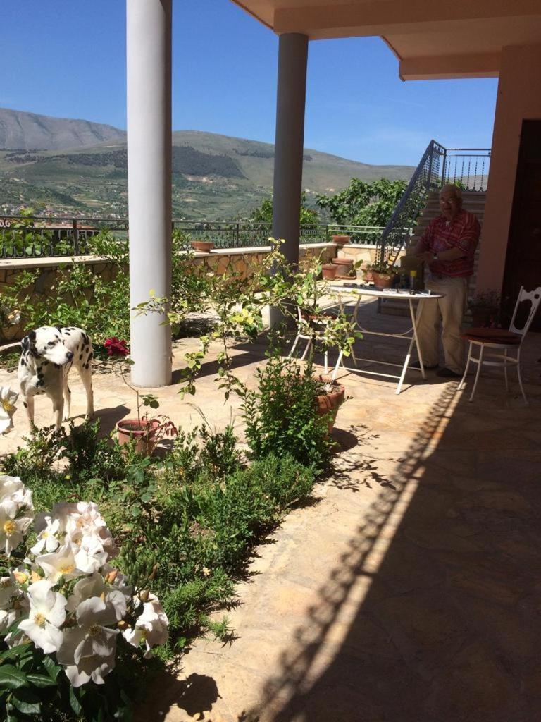 Guesthouse Villa Rosa Berati Quarto foto